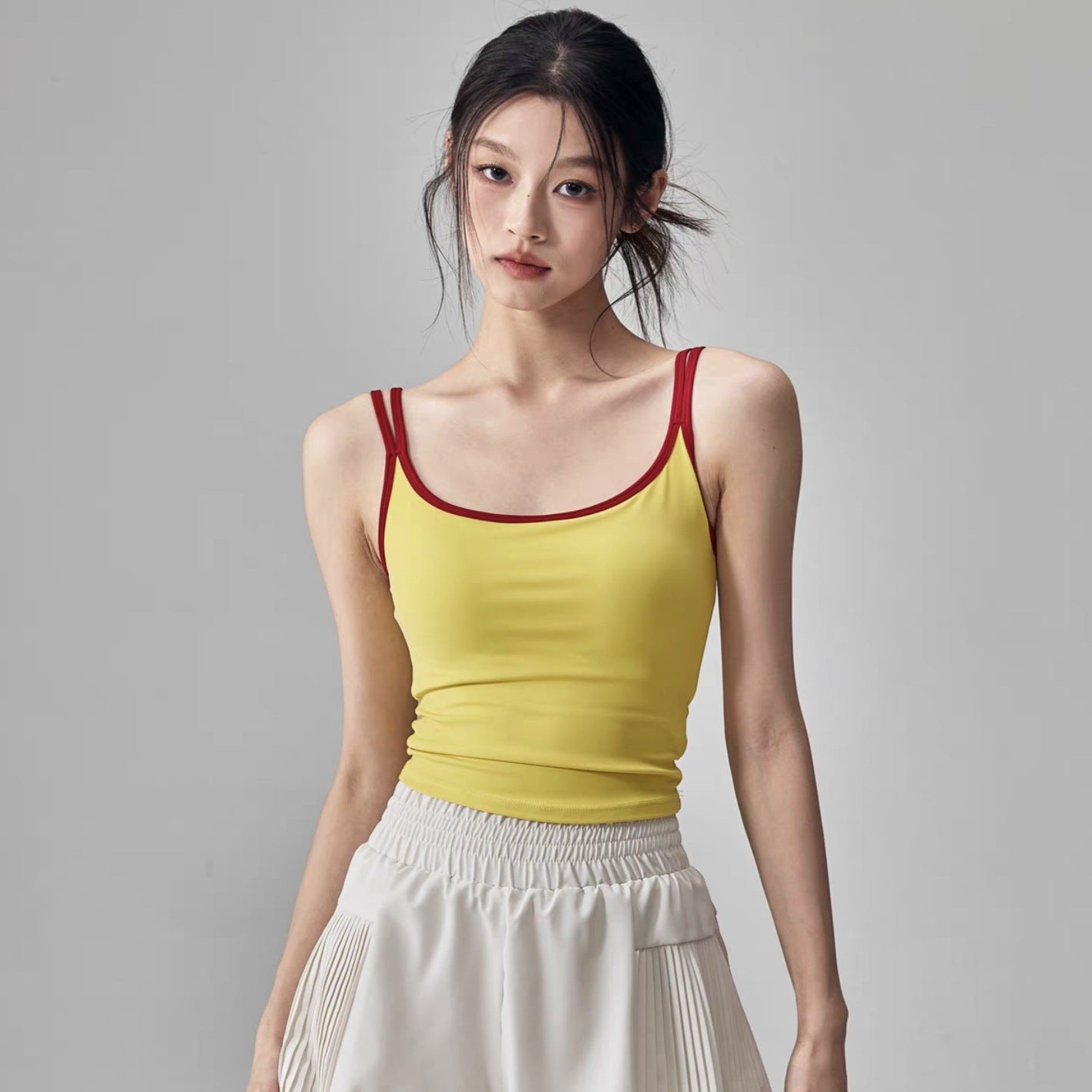 2025 New Summer Yoga Clothing Vest with Chest Pad Sports Bra Slimming Look Sleeveless Pilates Top Suit